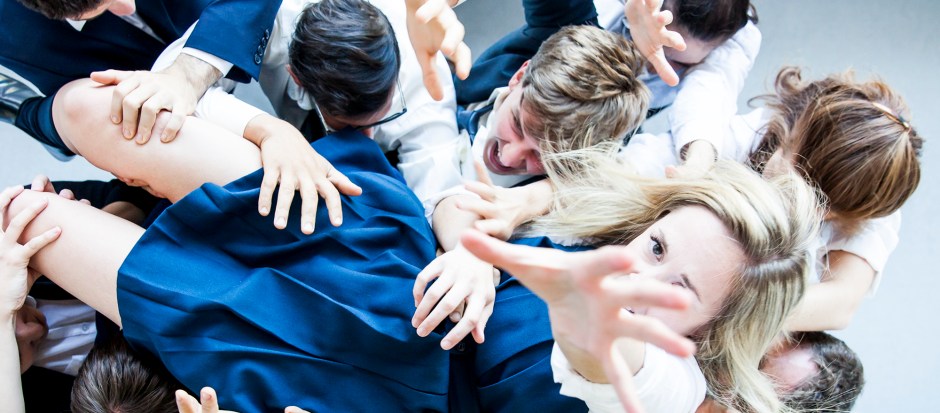 Howland-Hallie-2000X880